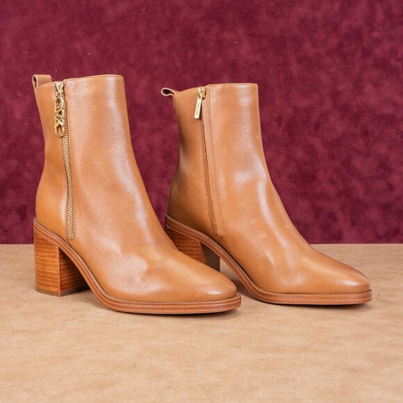 Michael Kors Women Regan Cognac Leather MK Logo Zip Dress Ankle Boots sz 7.5 - Picture 1 of 9